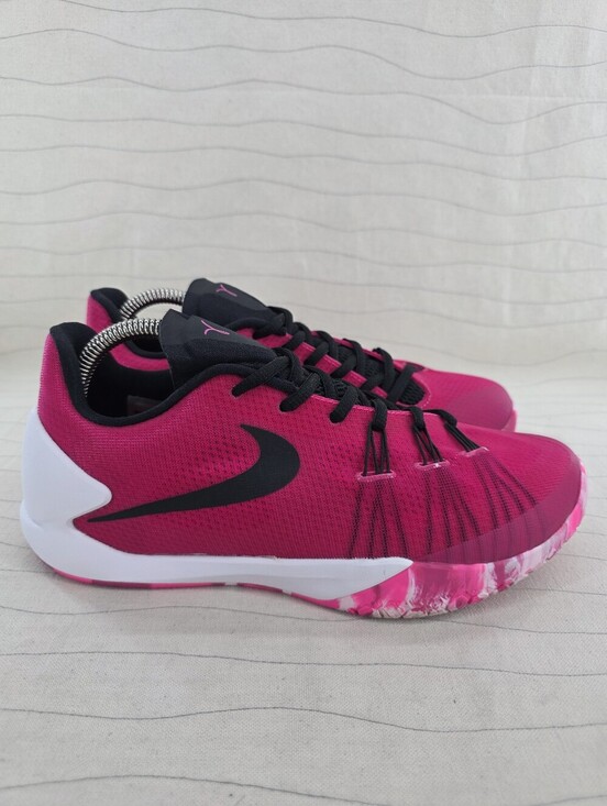 Nike Other - Nike Mens HyperChase TB 2015 Think Pink Kay Yow BCA Shoes 705363-602 Size 7.5